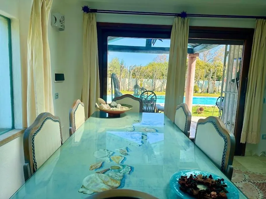 Villa Del Sole, Piscina Privata, Spiaggia A 400 Mt San Teodoro  Italy