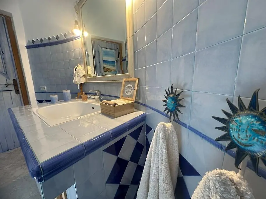 Villa Del Sole, Piscina Privata, Spiaggia A 400 Mt San Teodoro  Italy